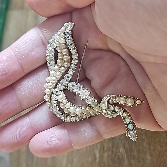 Rare Kramer NY Seed Pearl Parure with Clear AB Rhinestone Brooch - Picture 4 of 4